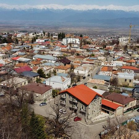 Telav Holl Hotel Telavi Luaran gambar