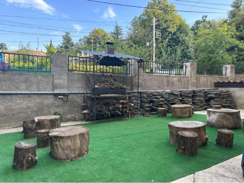 Telav Holl Hotel Telavi Luaran gambar
